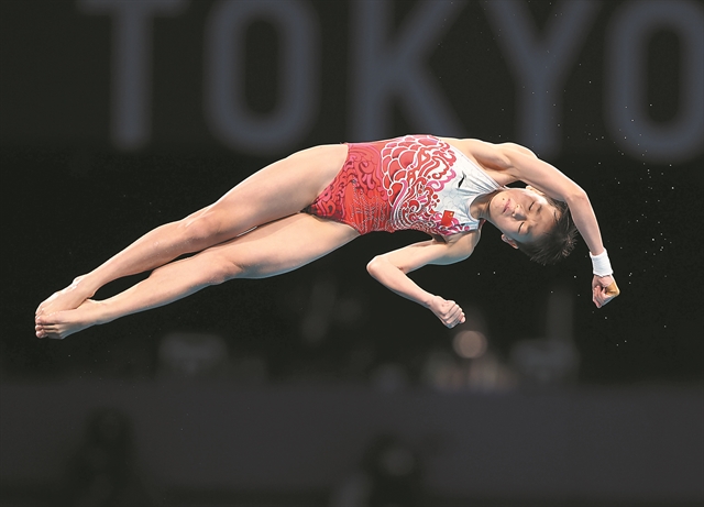 Η Κομανέτσι των καταδύσεων