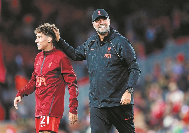 Κόκκινη ποδοσφαιρική μηχανή