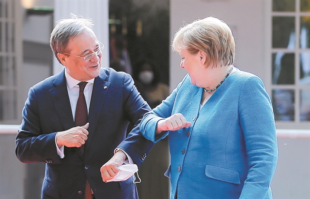 Δημοσκόπηση-κόλαφος για τη Δεξιά