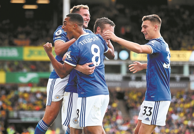 Ντέρμπι κορυφής σε τέσσερις ομίλους