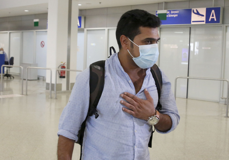 Στην Αθήνα ο Έλληνας πολίτης από το Αφγανιστάν – «Ευχαριστώ την ελληνική κυβέρνηση»