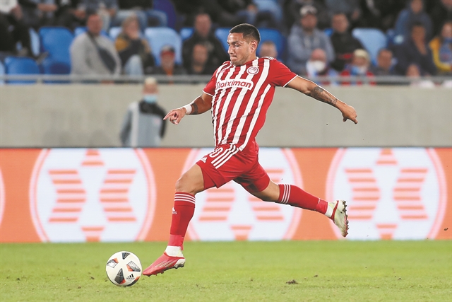 Οι δύο μεταγραφές του Οκτώβρη