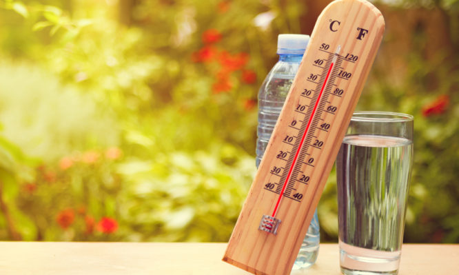 15+1 οδηγίες για την προστασία από τη ζέστη και την υγρασία | tanea.gr
