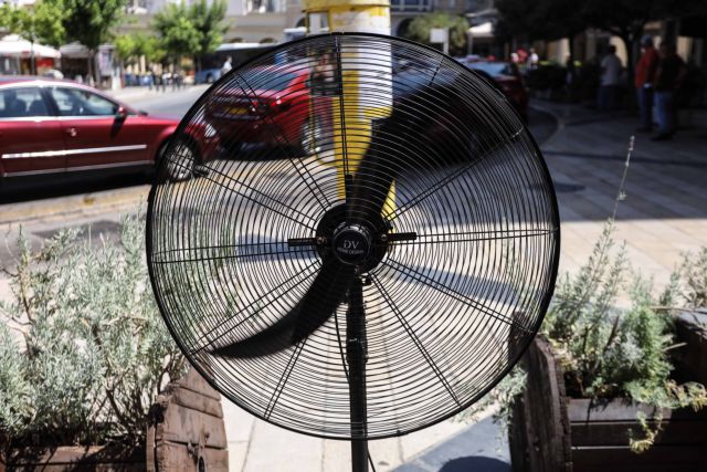 Καύσωνας – Ακόμη πιο υψηλές θερμοκρασίες εώς την Πέμπτη – Πού θα «χτυπήσει» 47άρια