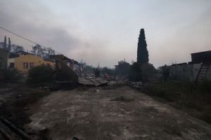 Φωτιά στην Εύβοια – Εντολή εκκένωσης της Σκεπαστής