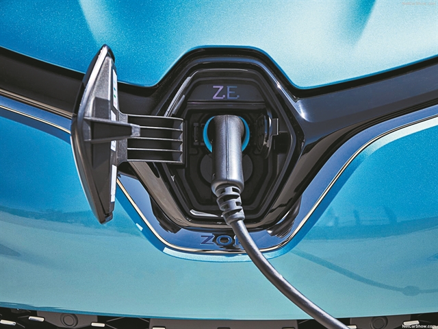 Renault: Συμφωνία για την εξασφάλιση λιθίου