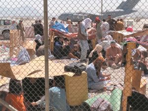 Το χρονικό ενός θρίλερ στο αεροδρόμιο της Καμπούλ
