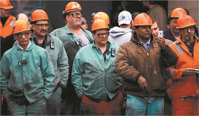 Από τη Γη στη Σελήνη: οι δύο Αμερικές