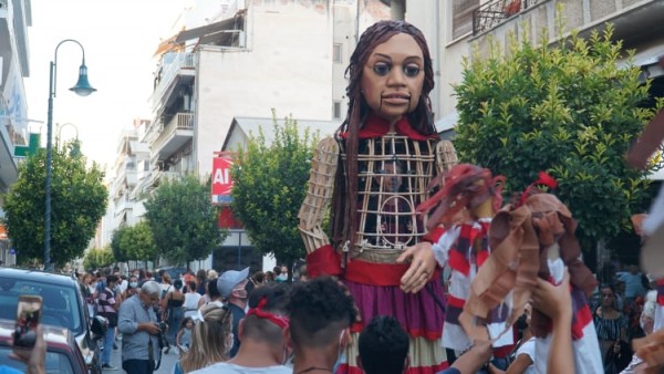 Ρατσιστικά εμπόδια στη βόλτα της Αμάλ – Πετροπόλεμος, χημικά και προπηλακισμοί