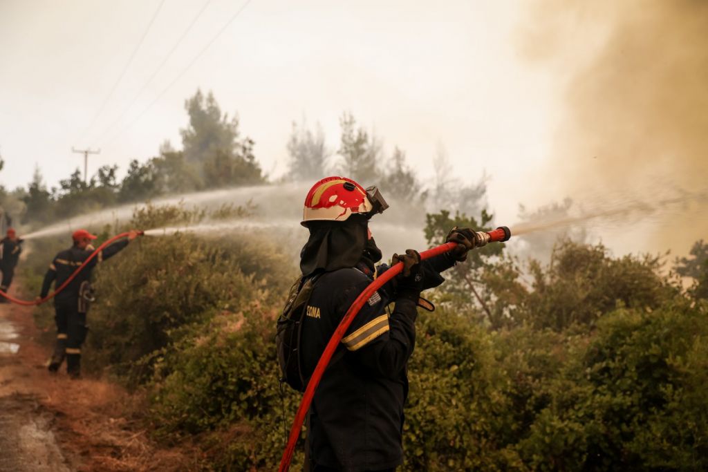 Φωτιά στην Εύβοια – Δόθηκε εντολή εκκένωσης για την Αβγαριά