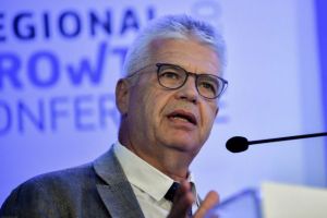 Κοροναϊός – Με τον Χαράλαμπο Γώγο η σημερινή ενημέρωση για την πανδημία