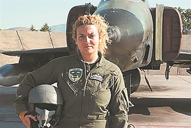 Γυναίκες πιλότοι που αναχαιτίζουν τουρκικά μαχητικά