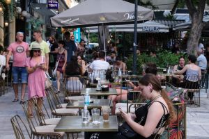 Έσπασε το «φράγμα» των 13.000 νεκρών