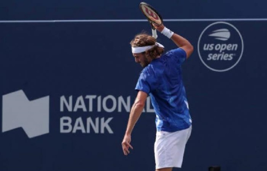 Ξέσπασε στη ρακέτα του ο Τσιτσιπάς μετά την ήττα από τον Οπέλκα