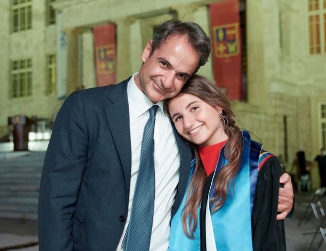 Δάφνη Μητσοτάκη – Οι ανθρωπιστικές σπουδές στο Γέιλ και το «σπάσιμο» μιας παράδοσης