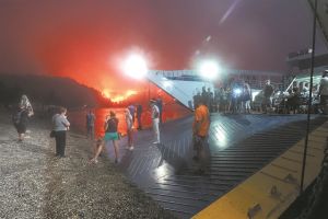 Ο δρόμος δεν υπάρχει. Θα τον χαράξουμε!