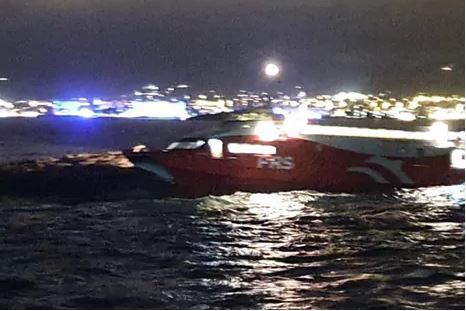 Φέρι μπόουτ προσάραξε στην Ίμπιζα – Tραυματίστηκε σοβαρά ένας 10χρονος