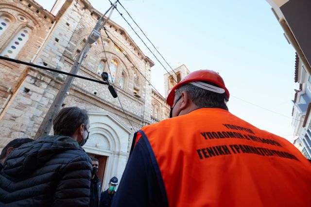 Μητσοτάκης – Από τη Γαλλία στην Κρήτη – Στις σεισμόπληκτες περιοχές ο πρωθυπουργός