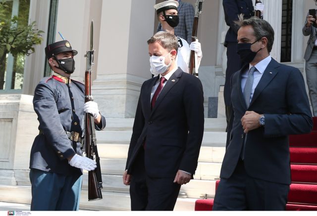 Συνάντηση Μητσοτάκη με τον σλοβάκο ομόλογό του, Εντουαρντ Χέγκερ