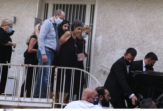 Κηδεία Μίκη Θεοδωράκη – Εν αναμονή της απόφασης για τα ασφαλιστικά μέτρα – Σε εξέλιξη το δικαστικό θρίλερ