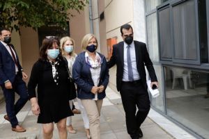 Θεσσαλονίκη – Υποδοχή με αποδοκιμασίες στον Θάνο Πλεύρη