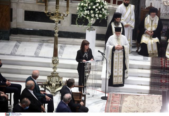 Ο Μίκης Θεοδωράκης έγινε παιδαγωγός του έθνους – Ο αποχαιρετισμός της Κατερίνας Σακελλαροπούλου