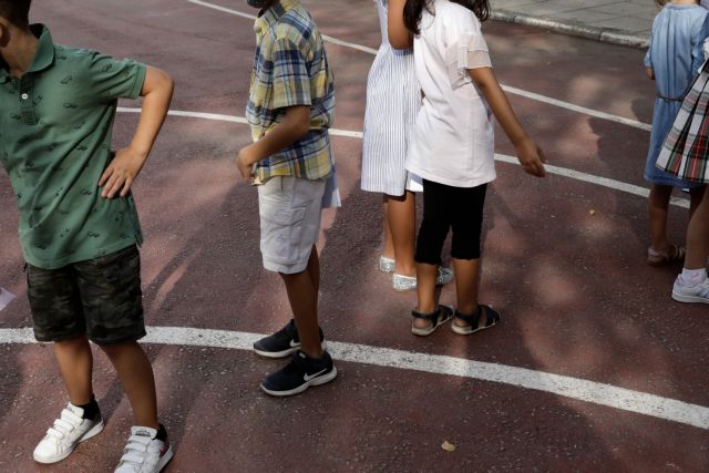 Βασιλακόπουλος – Δεν γίνεται να ρισκάρεις το ανοσοποιητικό κάποιου παιδιού με φυσική λοίμωξη