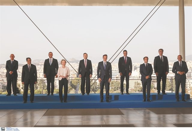 Δέκα ηγέτες αναζήτησαν κοινό τόπο στη σκιά της AUKUS