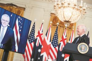 «Βόμβα» AUKUS σε Κίνα και Ευρώπη