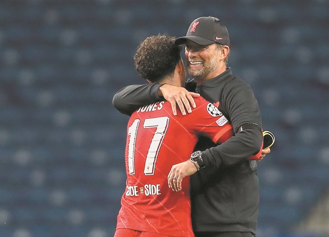 Οι δράκοι ήταν… κόκκινοι