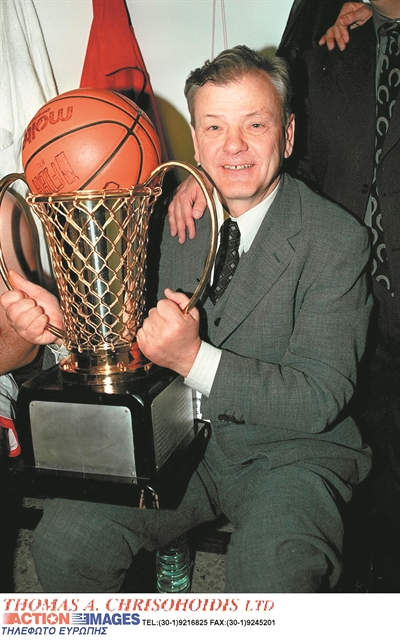 Ο «σοφός» στον μπασκετικό παράδεισο