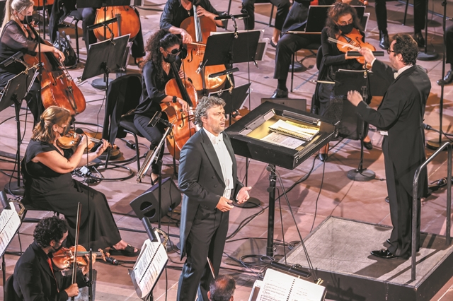 Υπόκλιση στον Γιόνας Κάουφμαν