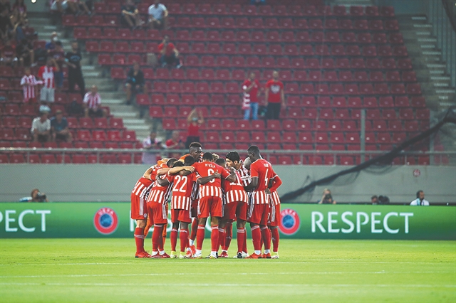 Με όπλο την παράδοση