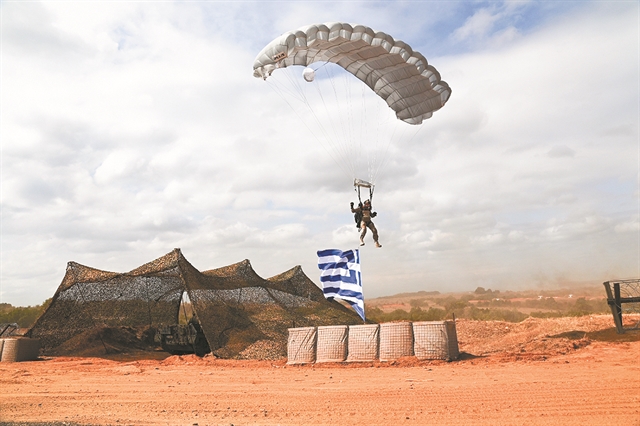 Μηνύματα αποτροπής και ισχύος από τον Εβρο