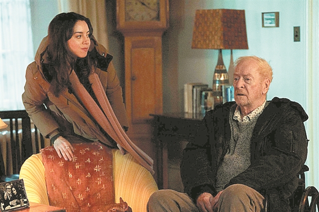 Yπαρξιακά ταξίδια και κρυμμένα βιβλία