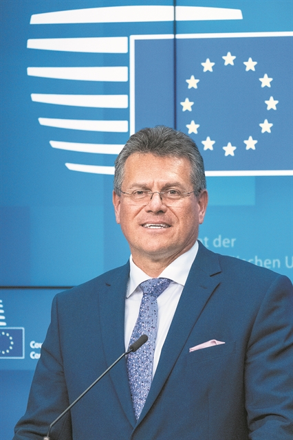 «Να ενισχύουμε την ικανότητα ασφάλειας και άμυνας της ΕΕ»