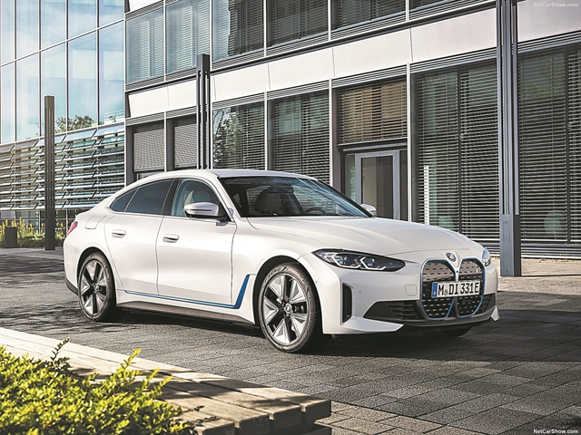 Ηλεκτρικός… οργασμός από την BMW