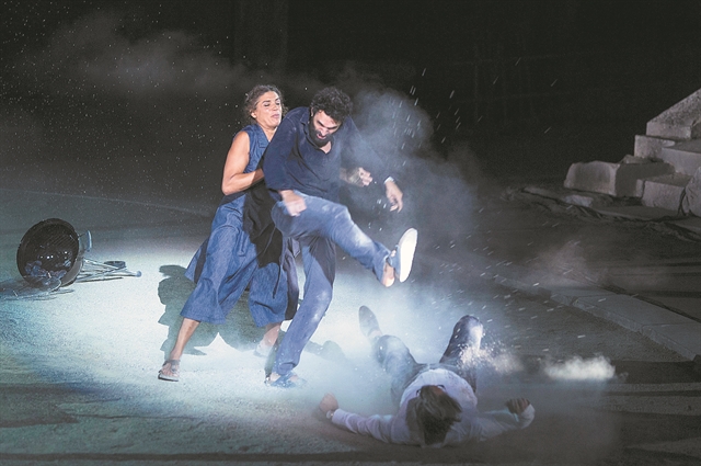 Ο «Οιδίποδας» τον καιρό της κρίσης