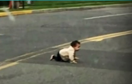 Ελασσόνα – Συγκλονίζει η 27χρονη που έσωσε το βρέφος