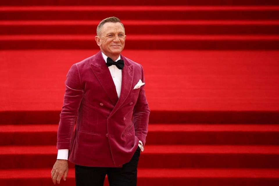 To όνομά του ήταν Τζέιμς Μποντ