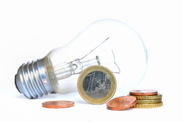 ΝΔ – Fake news η σύνδεση των αυξήσεων στο ρεύμα με το σχέδιο Χατζηδάκη για τη ΔΕΗ