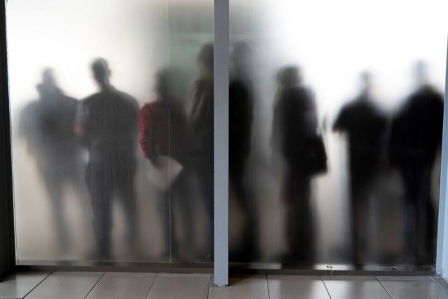 Πλαστά πιστοποιητικά εμβολιασμού – Εξαπλώνονται όπως… η μετάλλαξη Δέλτα