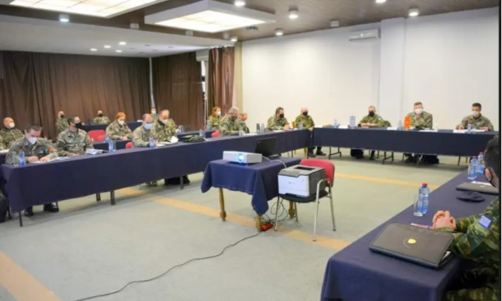 Το ΓΕΕΘΑ εκπαιδεύει στα δόγματα του ΝΑΤΟ τις Ενοπλες Δυνάμεις της Βόρειας Μακεδονίας