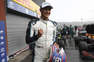 Ποιος είναι ο Τζορτζ Ράσελ που από του χρόνου θα τρέχει με τη Mercedes, δίπλα στον Χάμιλτον