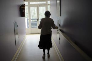 Συναγερμός σε γηροκομείο στη Λαμία – Εντοπίστηκαν 15 κρούσματα κοροναϊού