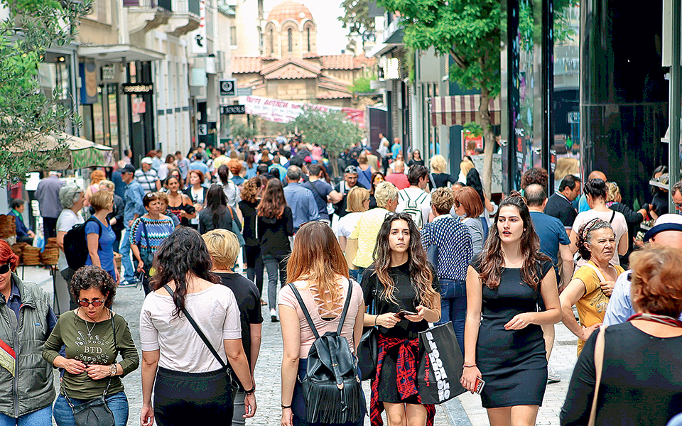 Απογραφή – Μεγάλη μείωση του πληθυσμού της Ελλάδας | tanea.gr