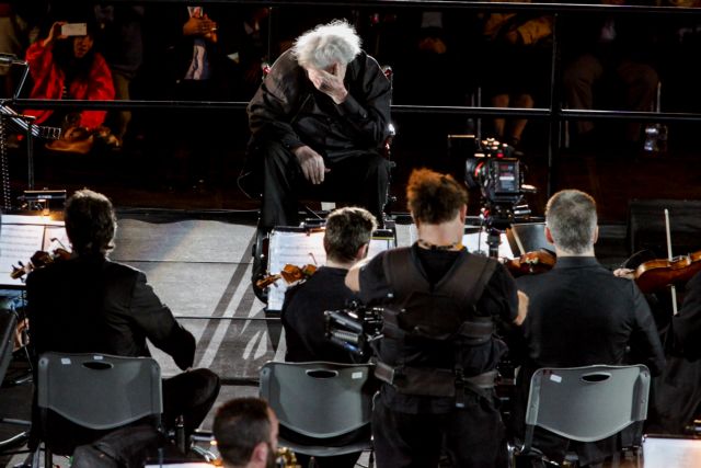 Μίκης Θεοδωράκης – Ο καλλιτεχνικός κόσμος τον αποχαιρετά