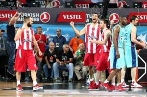 Ντούσαν Ίβκοβιτς – Όταν ο Ολυμπιακός έγινε «αυτοκράτορας» στην Κωνσταντινούπολη