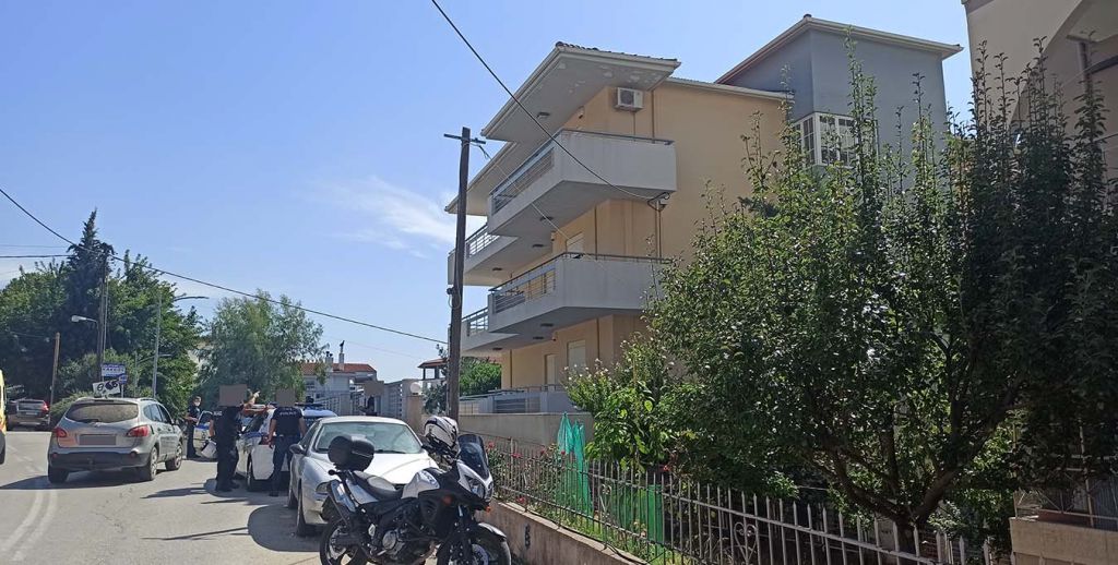 Τραγωδία στο Αγρίνιο – 35χρονος έπεσε από το μπαλκόνι και σκοτώθηκε – Πρόσφατα έγινε πατέρας