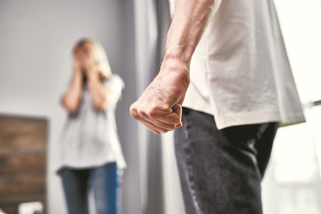 Εκτόξευξη των καταγγελιών για ενδοοικογενειακή βία